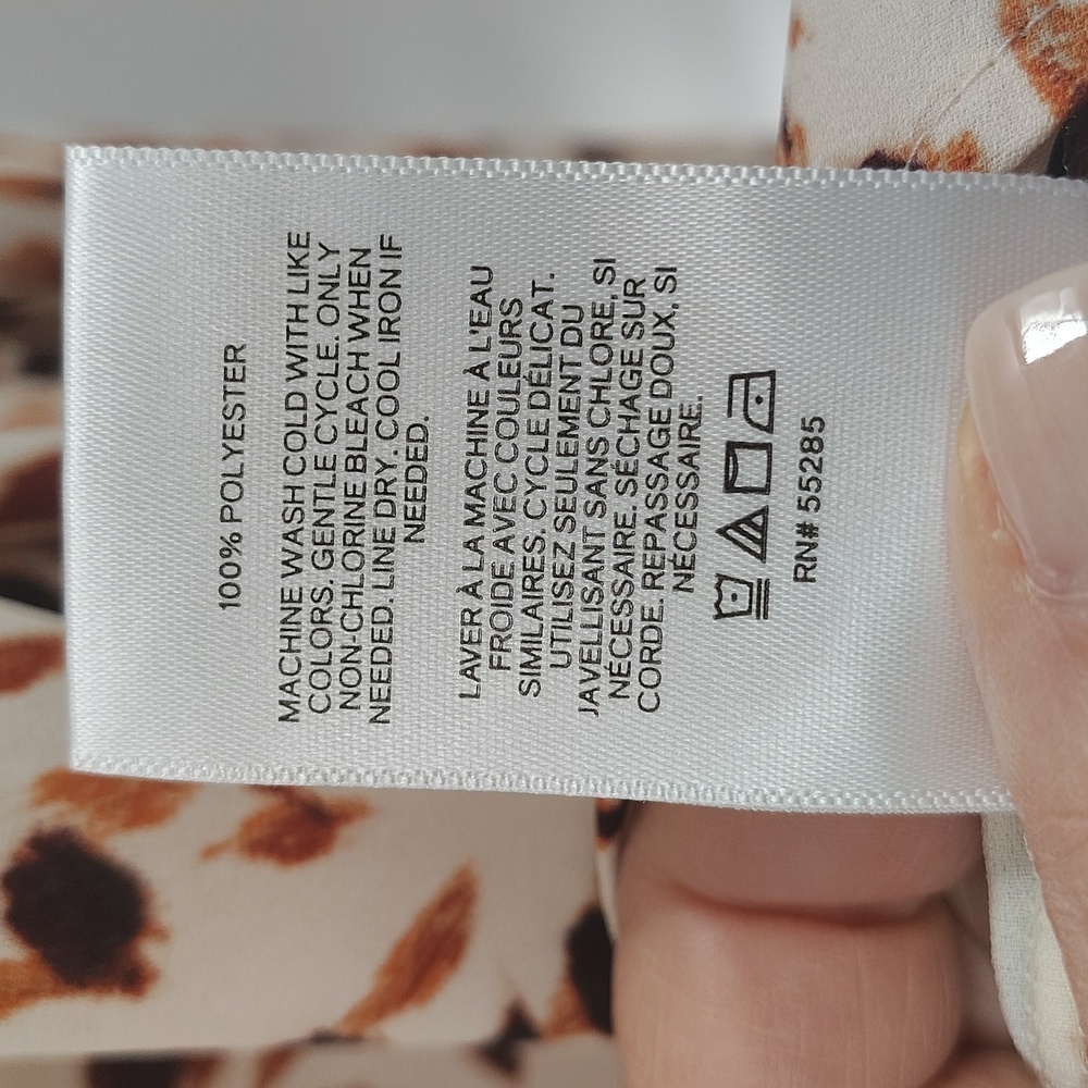 Express Animal Print Top Size Large Button Up V N… - image 8